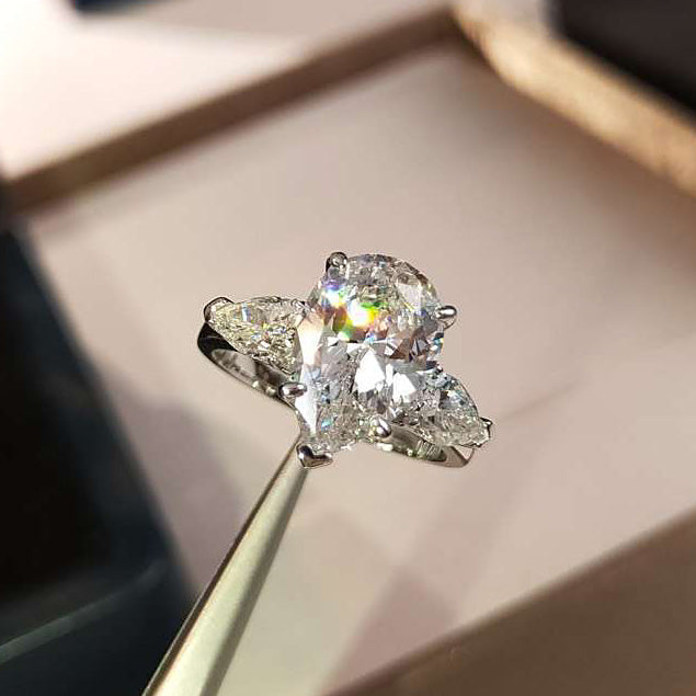 Pear Cut Synthetic Diamond Celebrity Engagement Ring