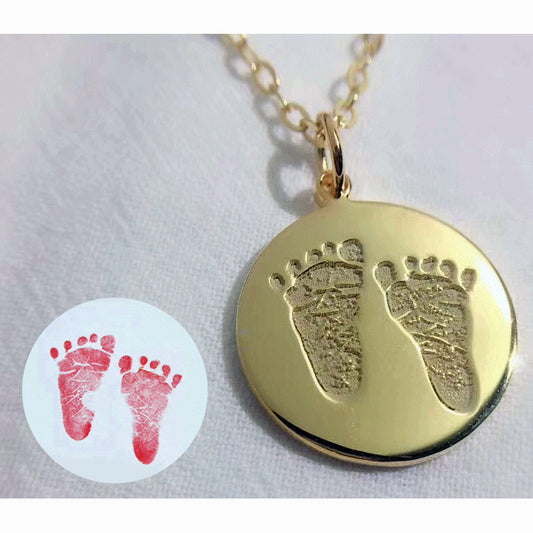 Custom Baby Footprint Pendant Gift for Mom