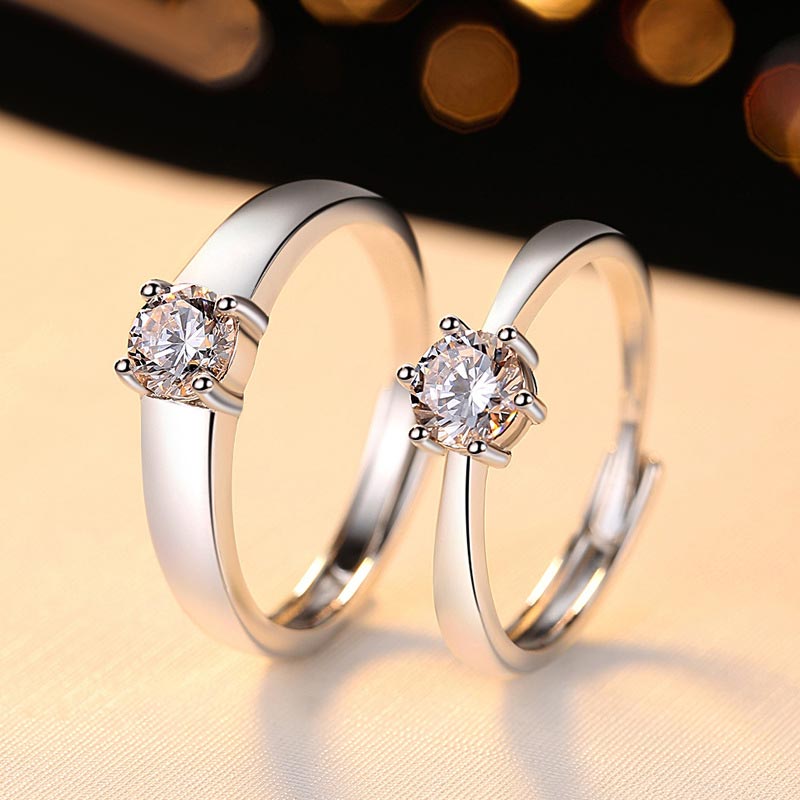Customized 1 Carat Moissanite Diamond Wedding Rings Set