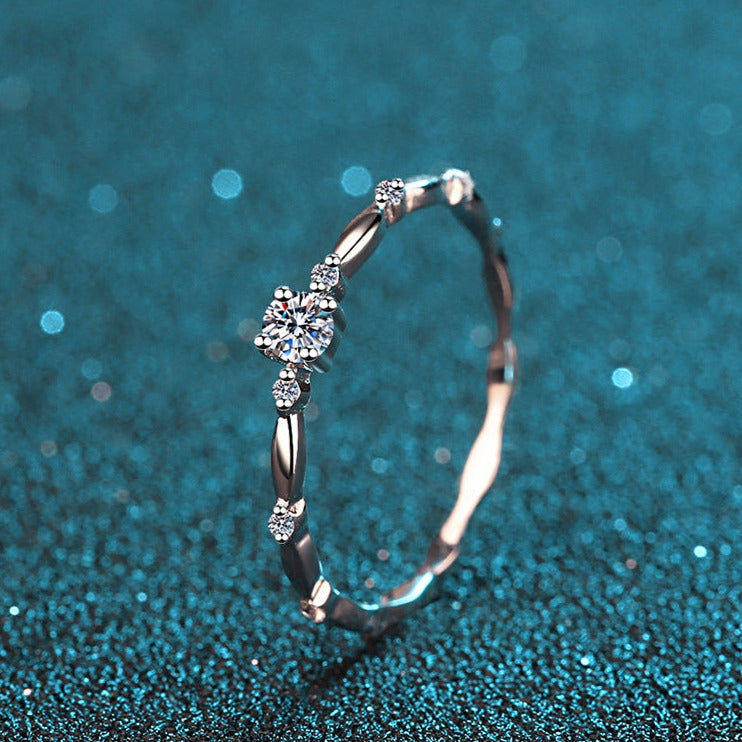 Custom 0.1 Carat Moissanite Dainty Women Ring