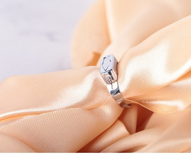 Adjustable Self Defense Ring | Unisex Stainless Steel Hidden Blade Ring | EDC Tool for Women & Men