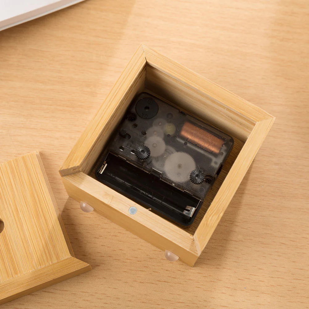 Wooden Square Silent Table Clock — Minimalist Bamboo (7cm)