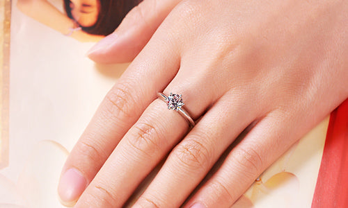 Gullei™ Engraved 1 Carat Lab Diamond Solitaire Ring for Her