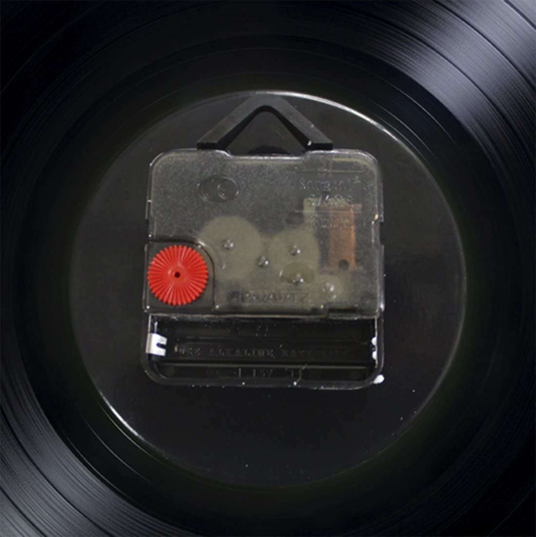 Personalized Fencing LP Record Wall Clock – Custom Photo, Silent Quartz Movement