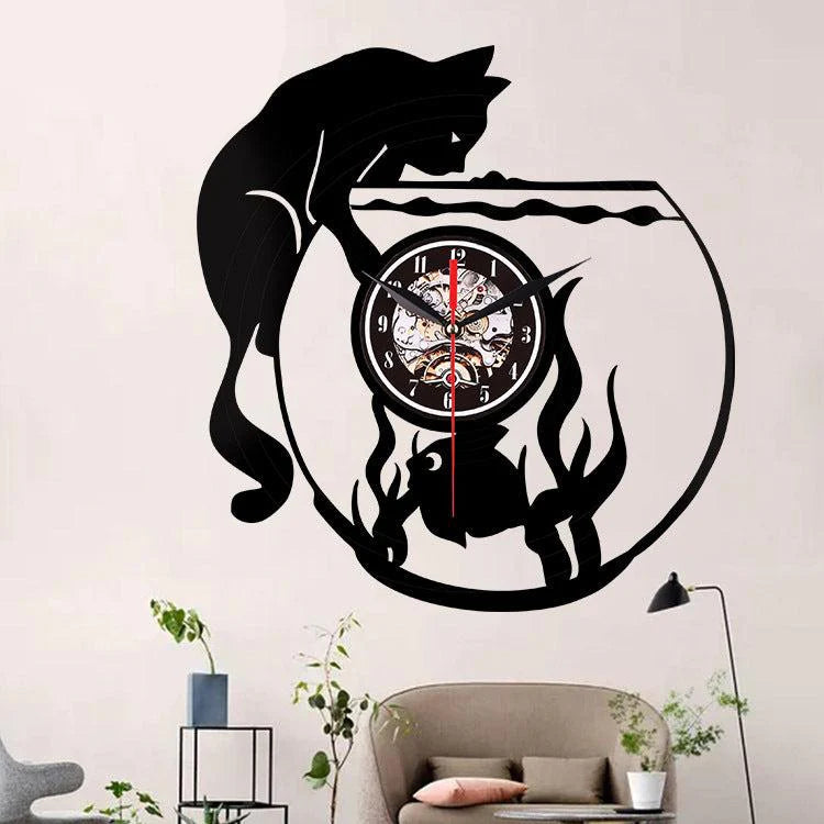 Fish Tank LP Record Silent Wall Clock – Vintage & Aquatic Design