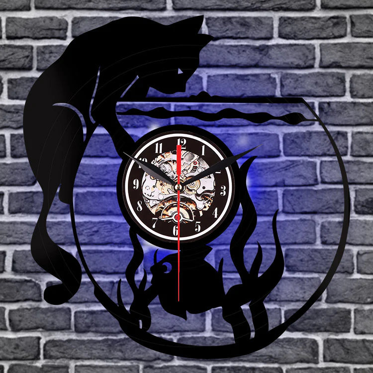 Fish Tank LP Record Silent Wall Clock – Vintage & Aquatic Design