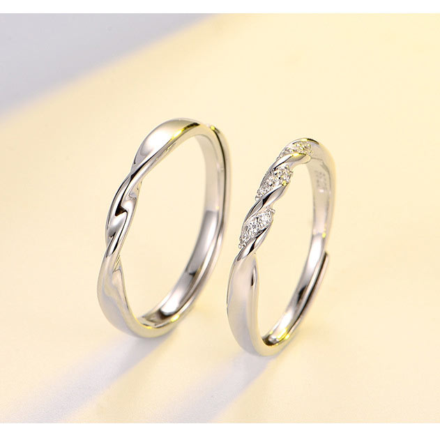 Engraved Couple Engagement Mobius Rings Set for two