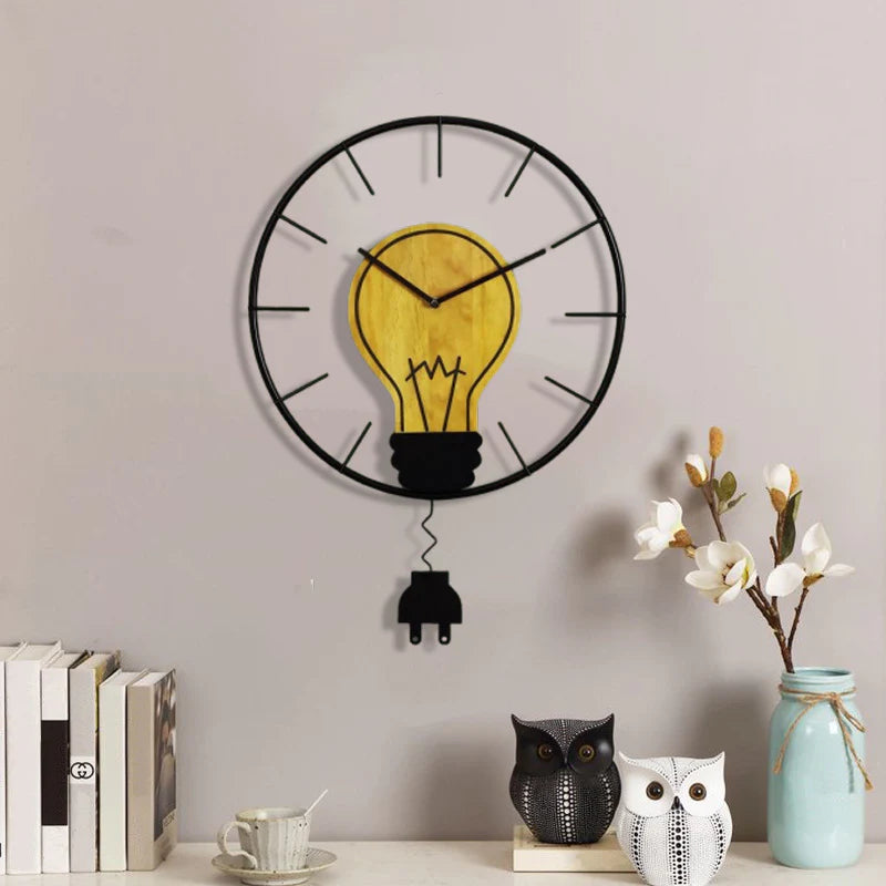 Antique Bulb Shaped Pendulum Wall Clock — Industrial Vintage (41×41 cm)