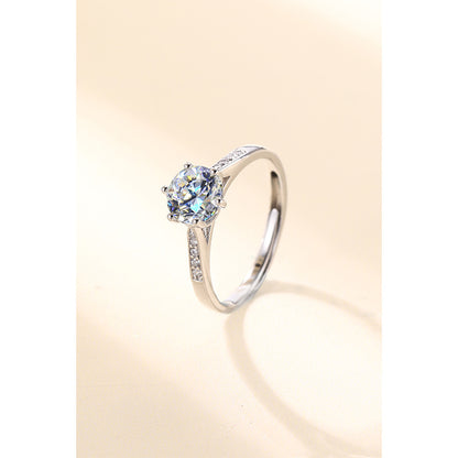 Custom 1 Carat Moissanite Diamond Women Ring