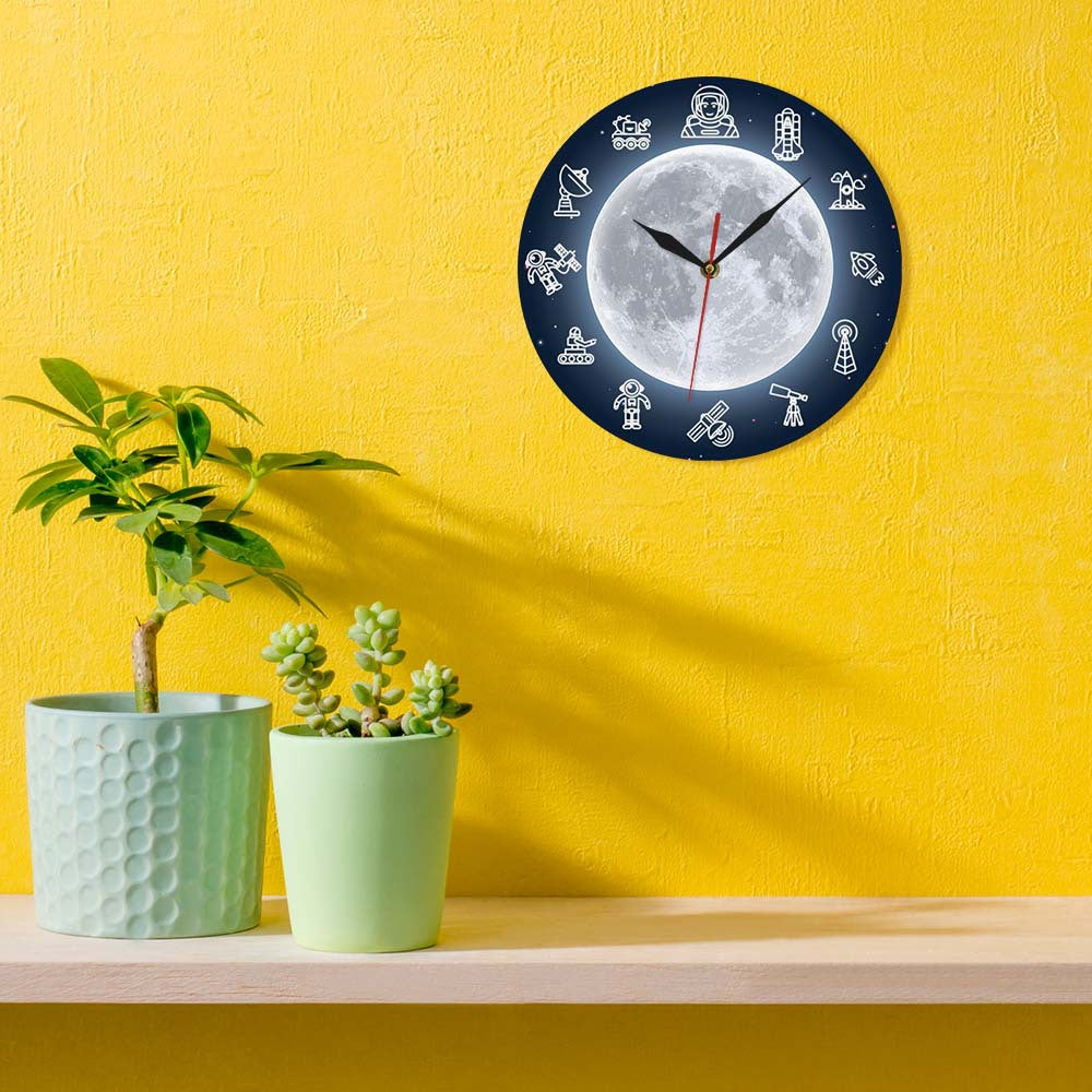 Astronaut Theme Wall Deco Silent Clock
