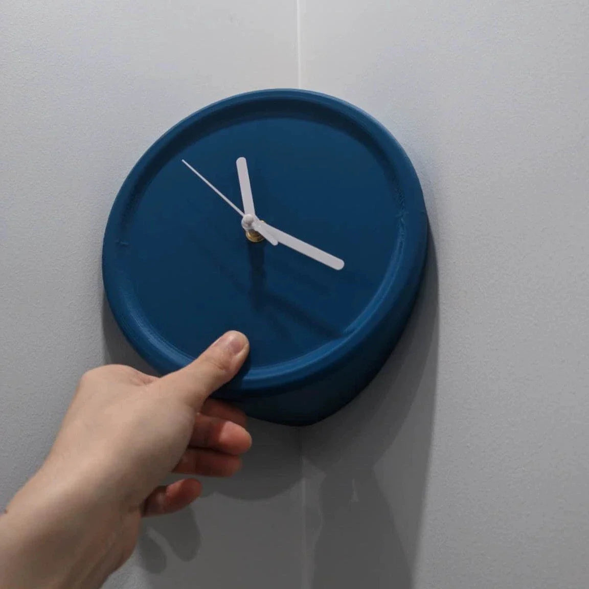 Minimalistic Wall Corner Analog Silent Clock