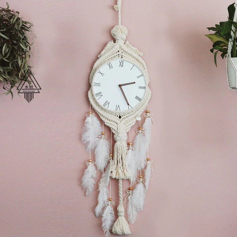 Grand Macramé Tapestry Silent Wall Clock – Roman