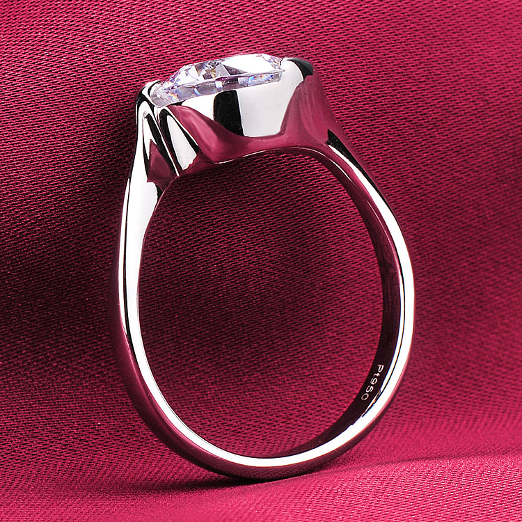 2 Carats Moissanite Diamond Ring for Her