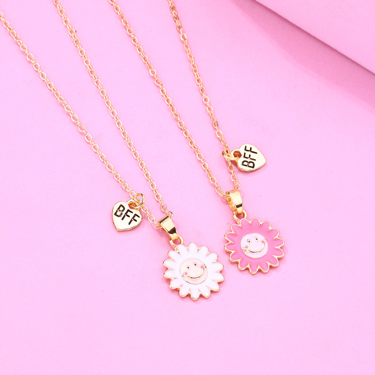 Cute Flowers Bff Necklaces Set for 2