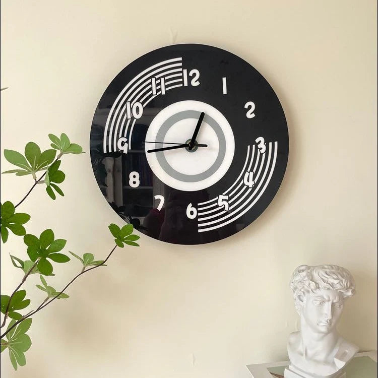 Silent Wall Clock – Black Retro Round, 30 cm