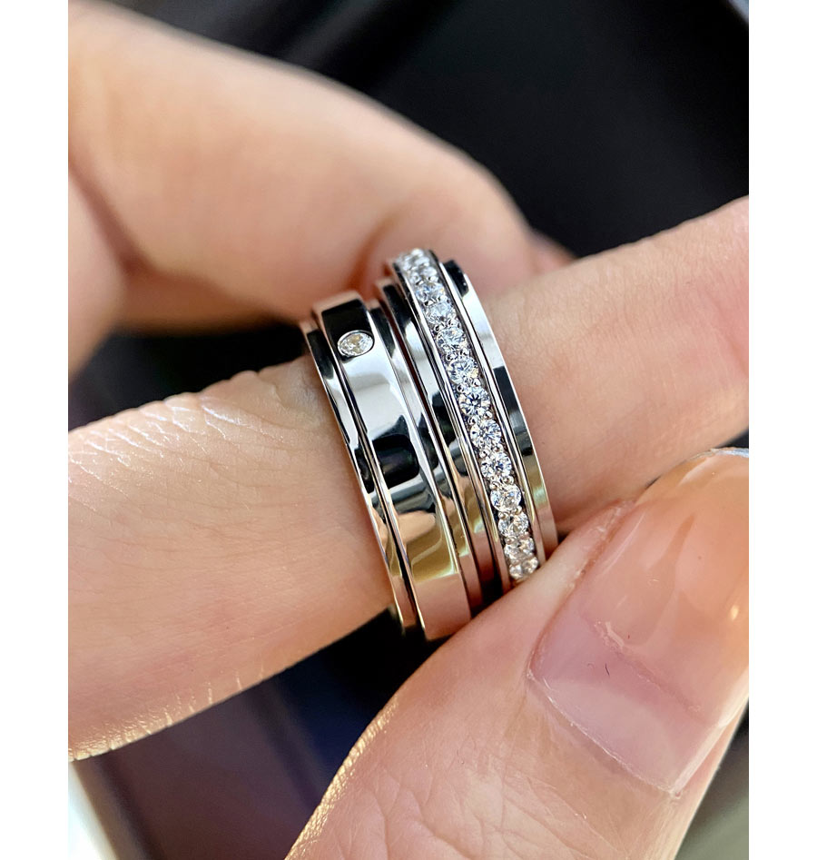 Engraved Matching Marriage Rings for Men and Women