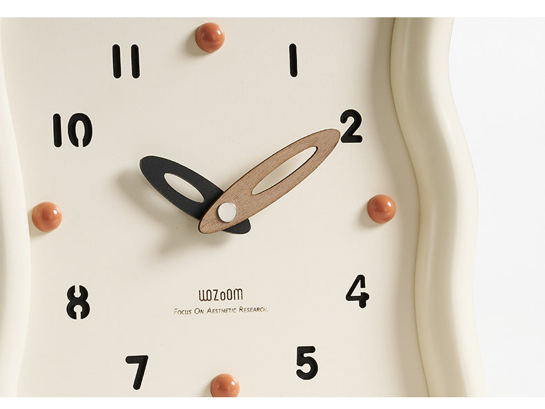 Nordic Wavy Silent Table Clock