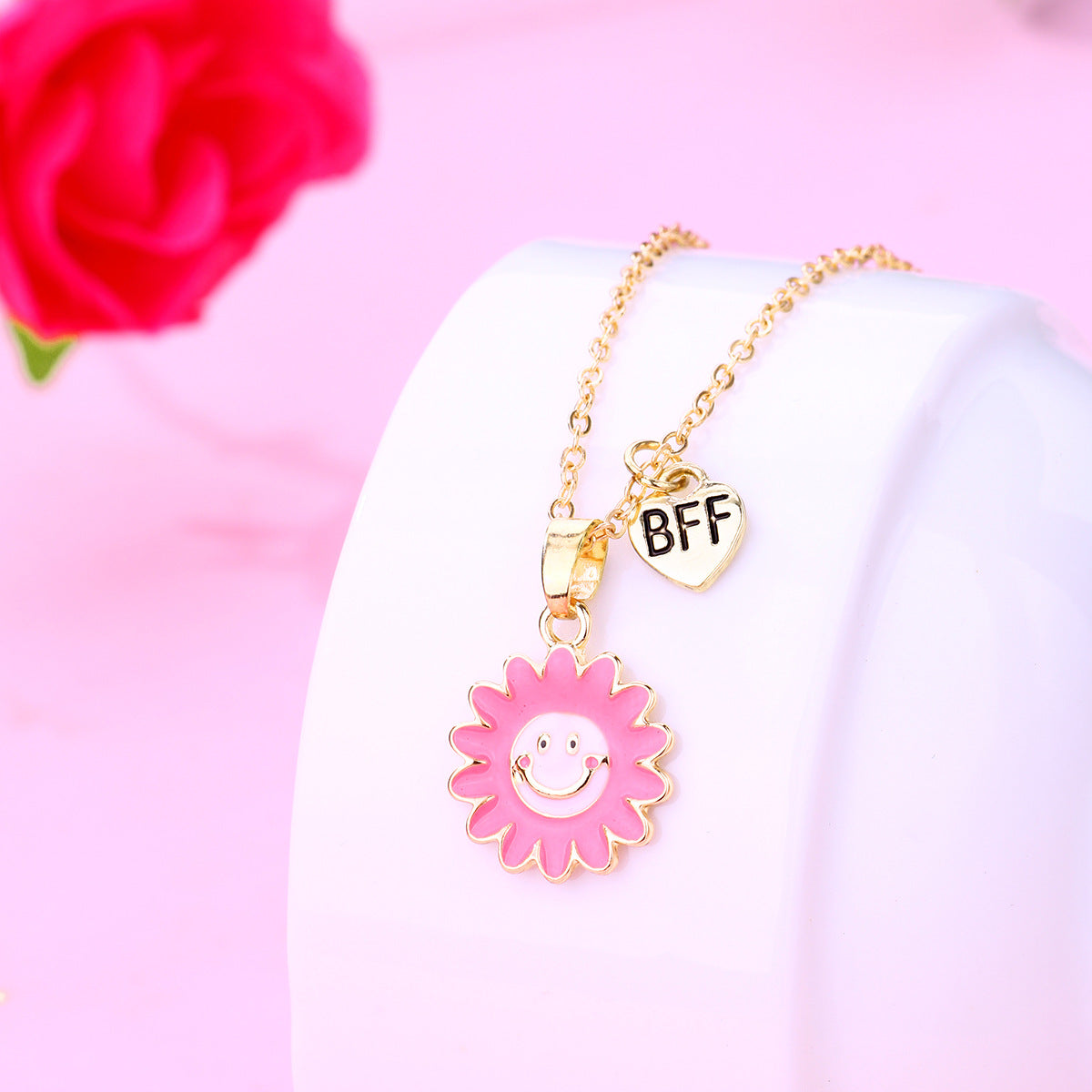 Cute Flowers Bff Necklaces Set for 2