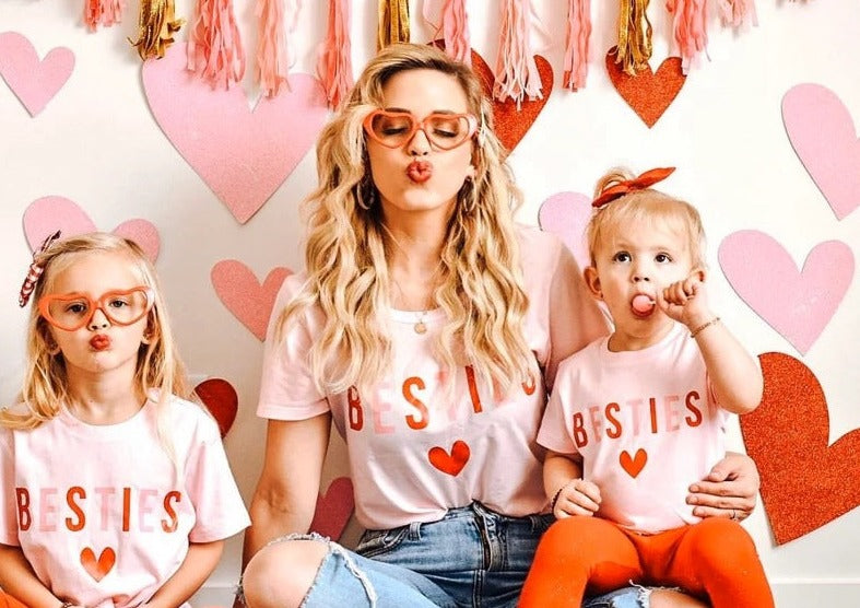 Matching Mom and Two Kids Short-sleeved Shirts