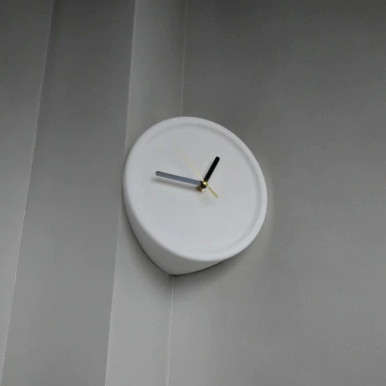Gullei™ Minimalistic Nordic Analog Silent Wall Corner Clock