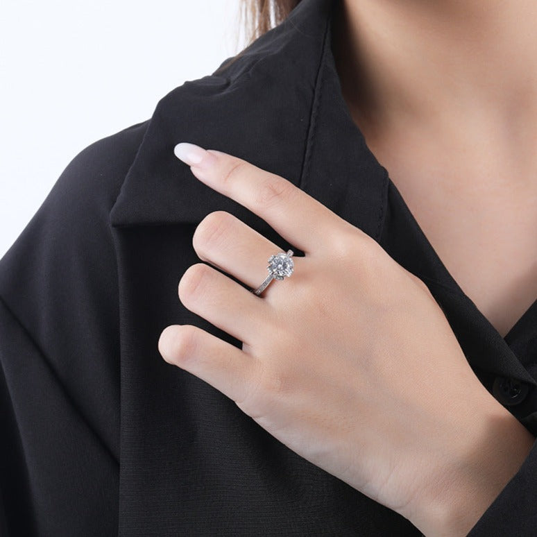 0.5 Carat Moissanite Crown Diamond Women Ring