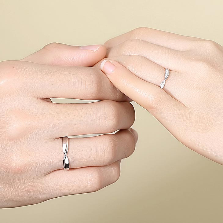 His and Hers Engagement Rings Set for 2