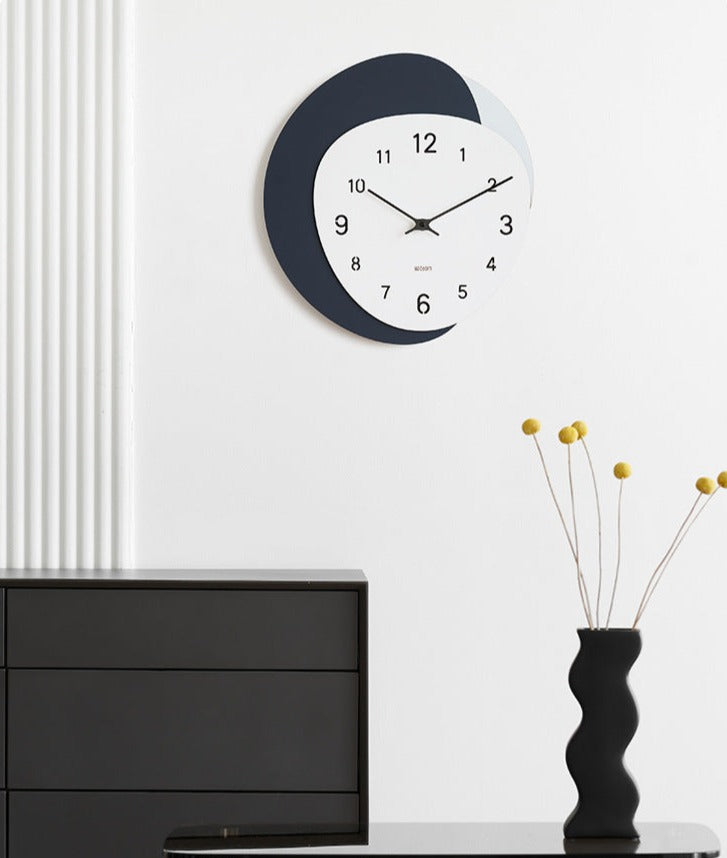Unique Modern Analog Wall Deco Clock