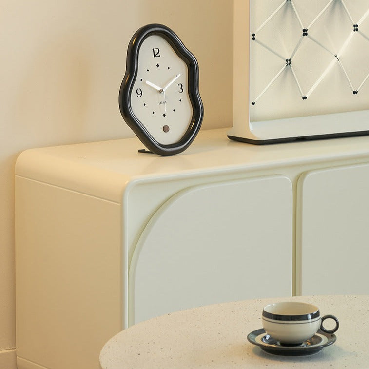 Modern Distorted Silent Table Clock