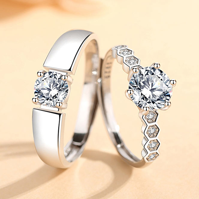 1.5 Carat Diamond Engagement Rings Set for Couple