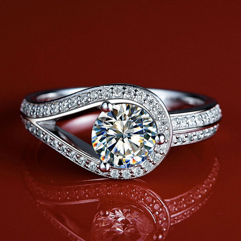 1 Carat Moissanite Diamond Knot Ring