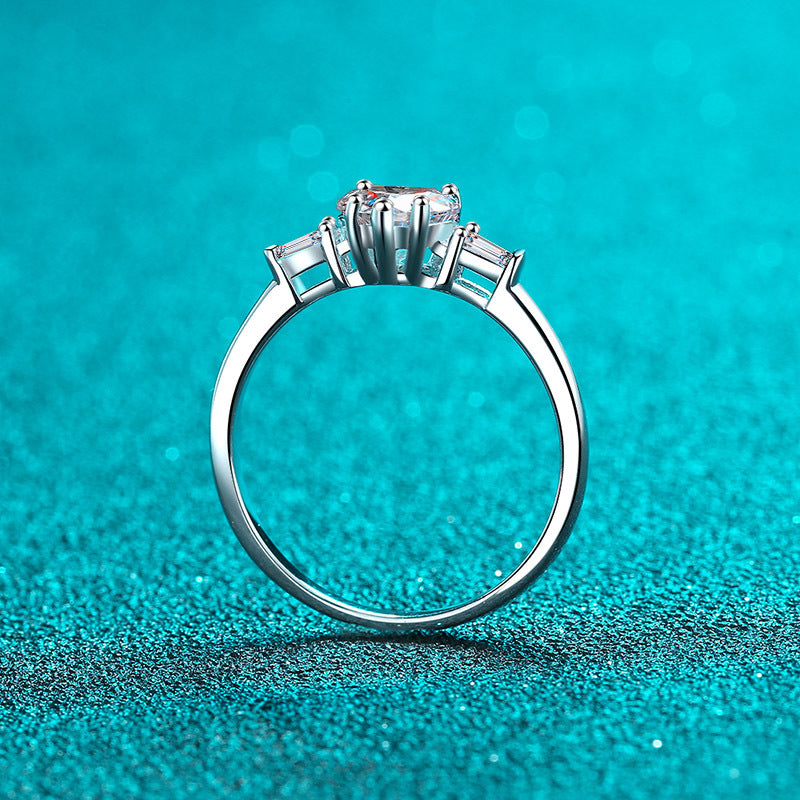 1 Carat Moissanite Solitaire Diamond Ring for Women