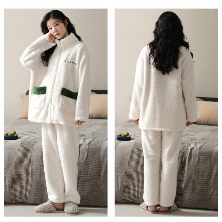 Black and White 4-Piece Flannel Pajamas Set
