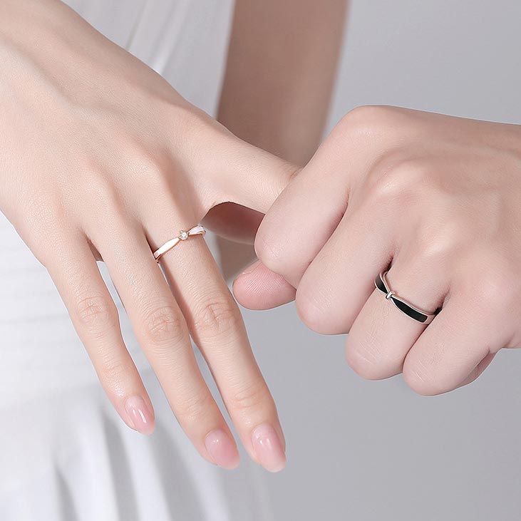 Engraved Matching Engagement Rings Set