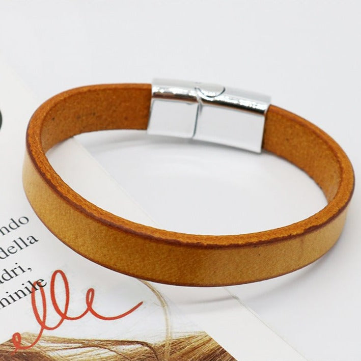 Magnetic Buckle Mens Leather Bracelet 22cm