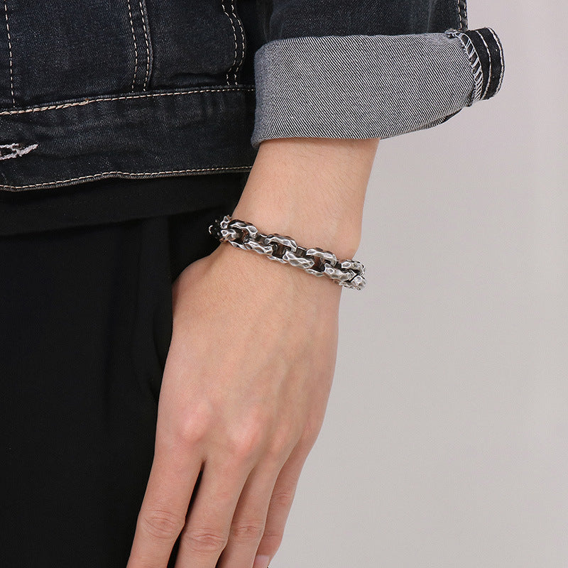 Vintage Style Hammered Bracelet for Men 23cm
