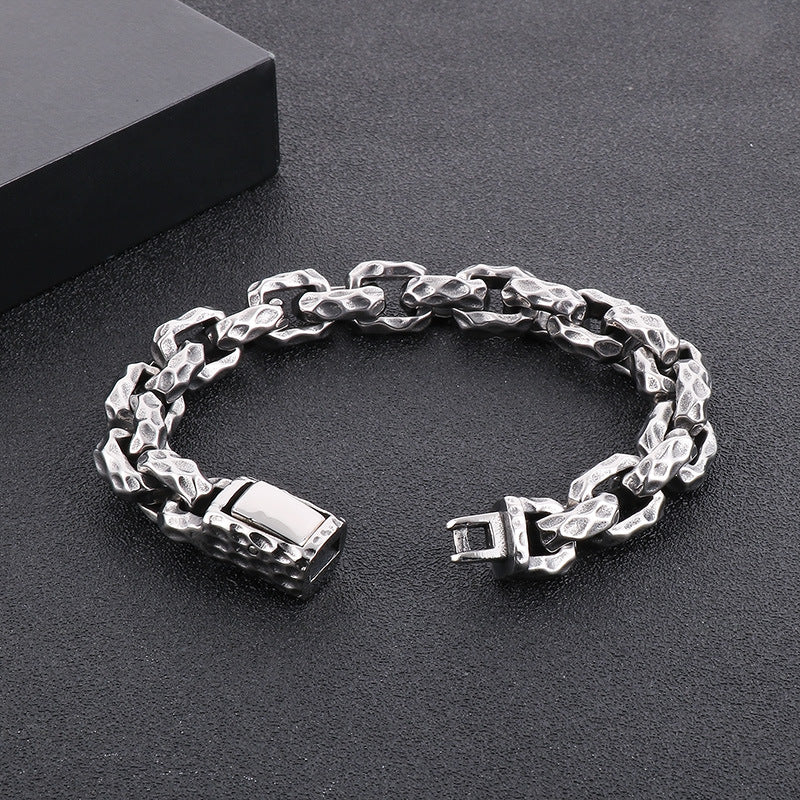 Vintage Style Hammered Bracelet for Men 23cm