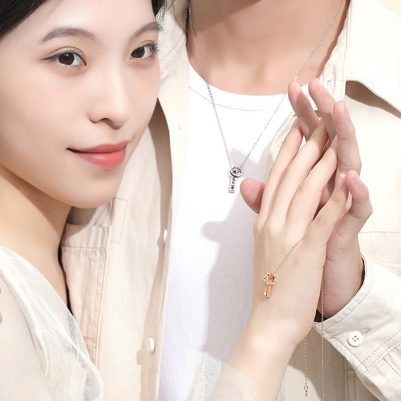 Engraved King Queen Crown Couple Necklaces Set