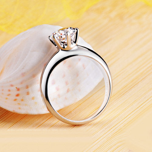 Custom Engraved Gold Lab Diamond Ring for Women