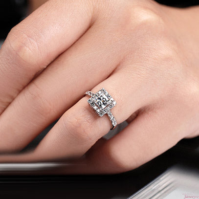 0.6 Carat Lab Diamond Princess Cut Engagement Ring