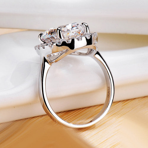 5 Carats Oval Lab Diamond Ring for Women
