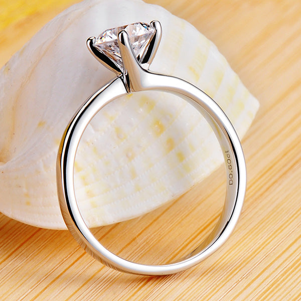 0.6 Carat Solitaire Lab Diamond Ring for Her