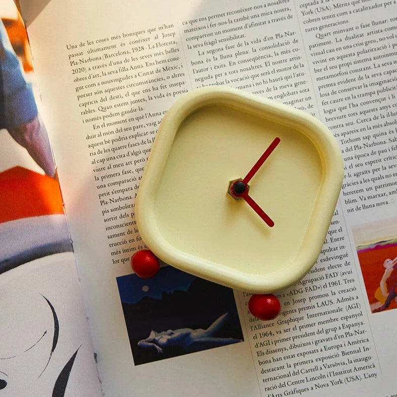 Minimalist Square Table Clock – Solid Wood, Silent (12–15 cm)