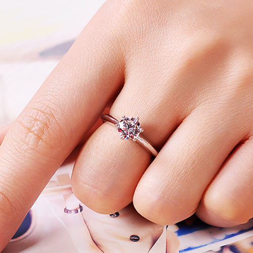 Gullei™ Engraved 1 Carat Lab Diamond Solitaire Ring for Her