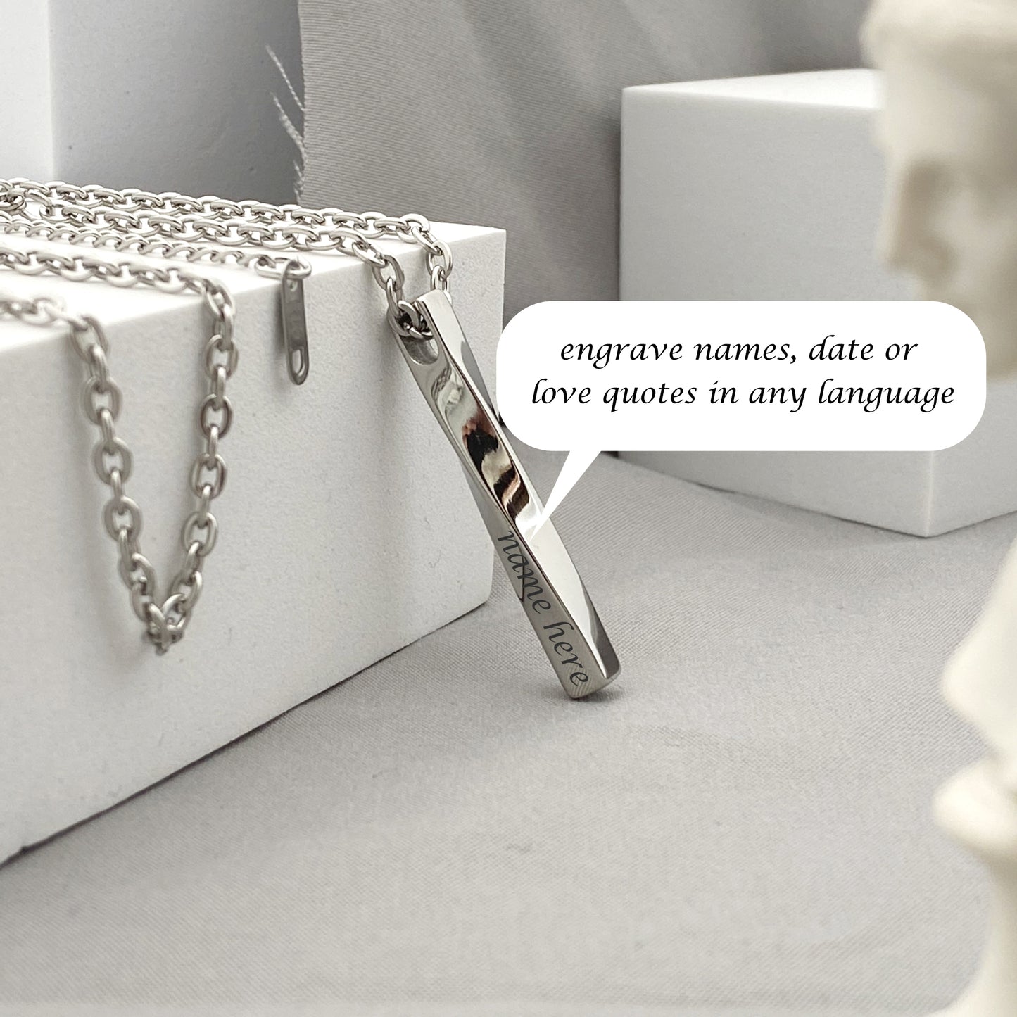 Engraved Promise Bar Couple Necklaces Set