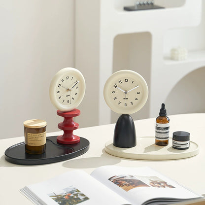 Nordic Silent Pedestal Table Clock