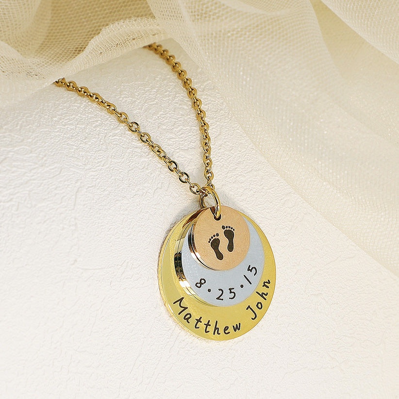 New Born Baby Name Charm Necklace for Mom