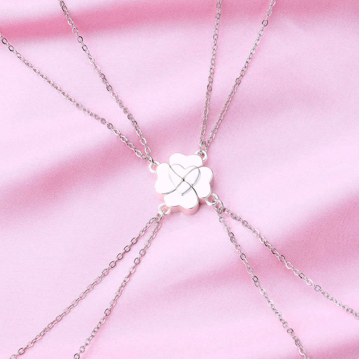 Custom Engravable Clover Matching Necklaces Set for 4 People