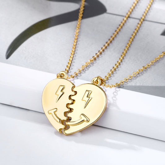 Engravable Cute Magnetic Hearts Couple Necklaces Set