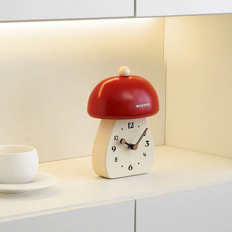 Artistic Mushroom Silent Table Clock