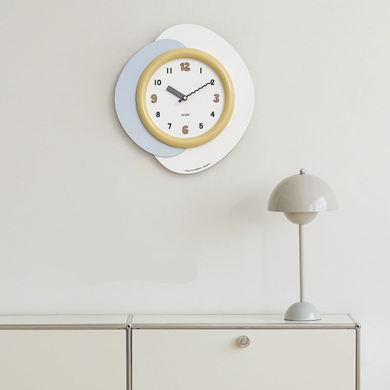 Modern Style Decorative Wall Clock 43cm